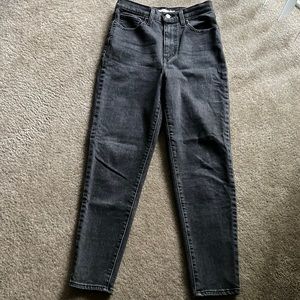 Levi High Waisted Taper